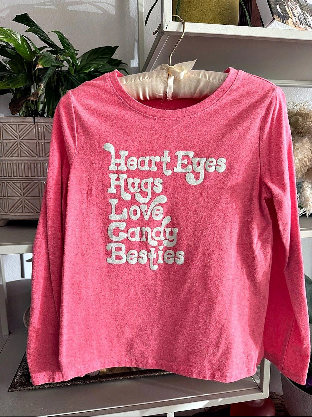 Cat & Jack Girls Long Sleeve Graphic Tee Size 6/7 Like New